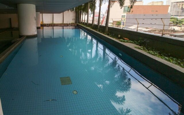 OYO Home 968 Homely 1BR Taragon Puteri