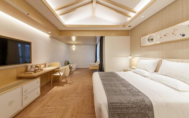 hidden hotel