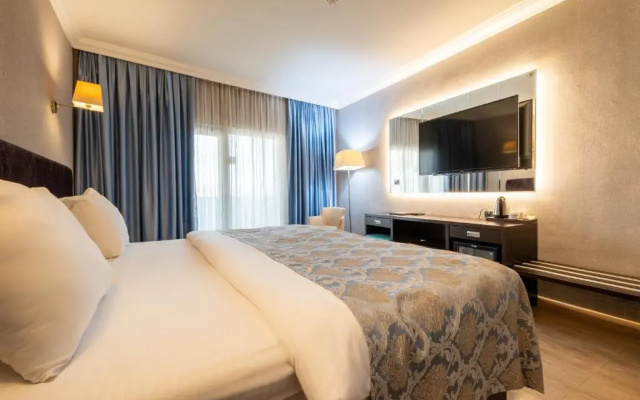 216 Castle Hotel