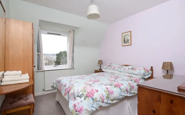 14 Tweed Cottage