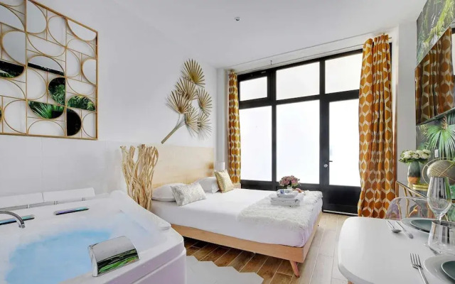 Magnificent Flat - 2br/6p - Champs Elysaes