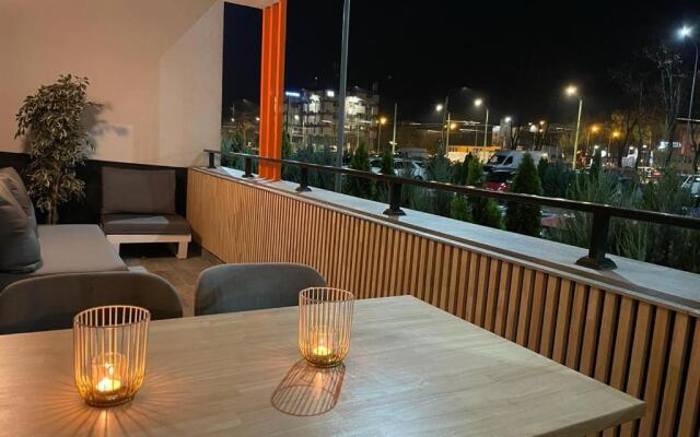 Apartment Chic by Landev