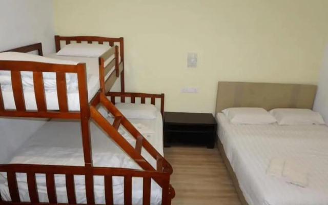 AL 33 Hotel Ayer Keroh