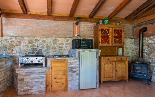 Amazing Home in Labin With Wifi and 2 Bedrooms