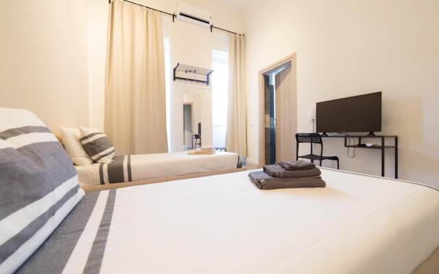 Romano Rooms