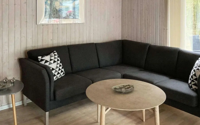 8 Person Holiday Home in Hadsund