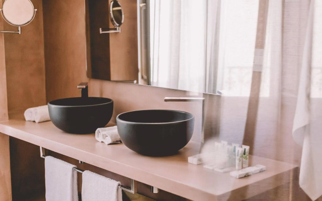 Cinquevite Rooms & Pool
