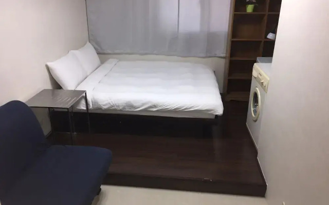 Ada house