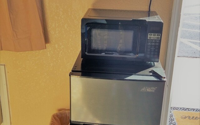 Grand View Plaza Inn & Suites