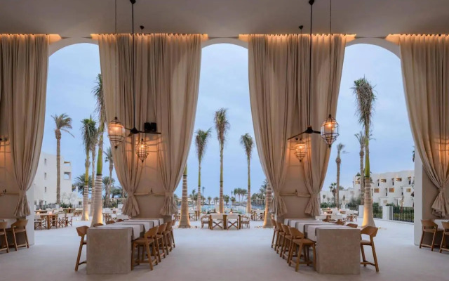 Serry Beach Resort