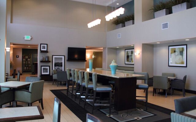 Hampton Inn & Suites Manteca