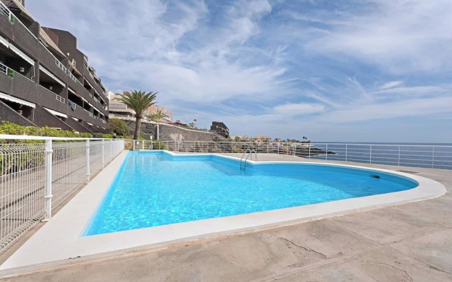 Costa Isora 1 Frontline