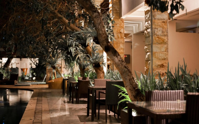 Surya Kencana Seaside Hotel