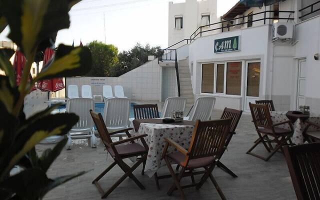Cam Otel