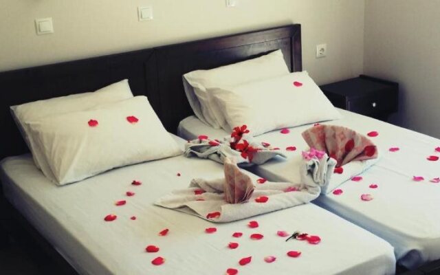 Athina Apartments