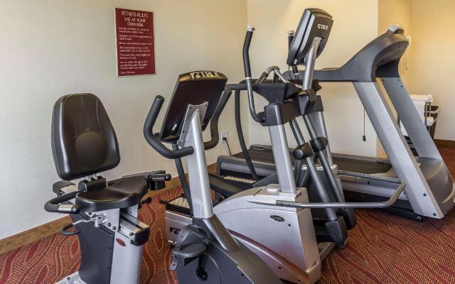 Comfort Inn & Suites LaGuardia Airport