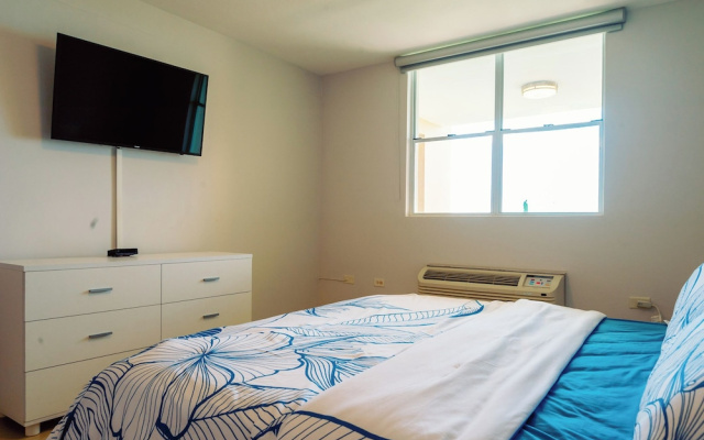 El Combate Oceanview Condos