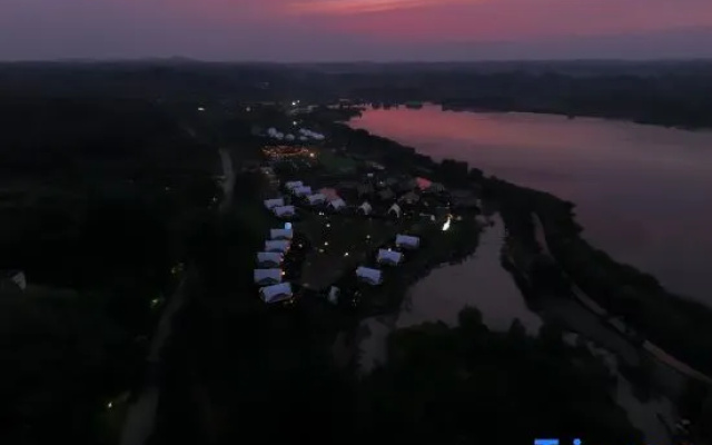 Yangzi Yunfan Hongshan Campsite