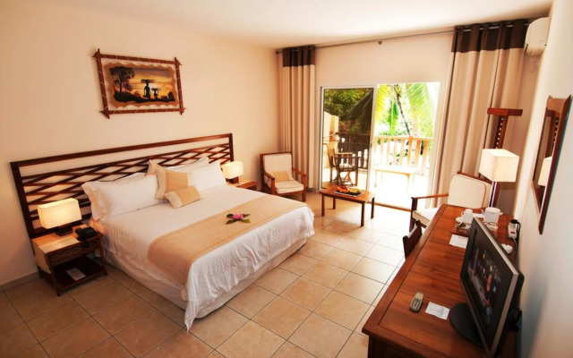 Royal Beach Hotel & Spa