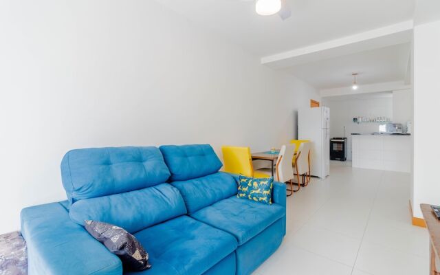 BR06 Quarto e Sala - 550m Praia da Barra