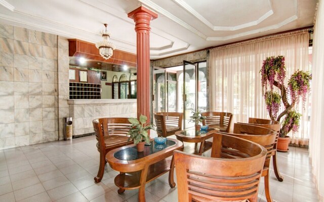 OYO 2690 Hotel Tampan