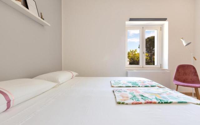 B&B Carrubeto by BarbarHouse