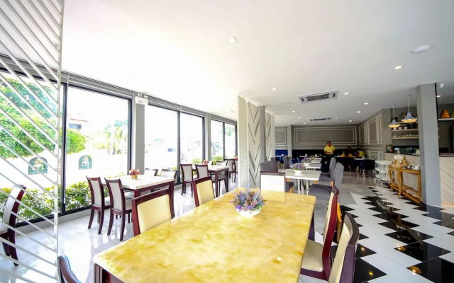 Jasper Hotel Ban Phai