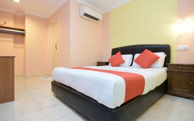 OYO 892 Hotel Grand Nadia