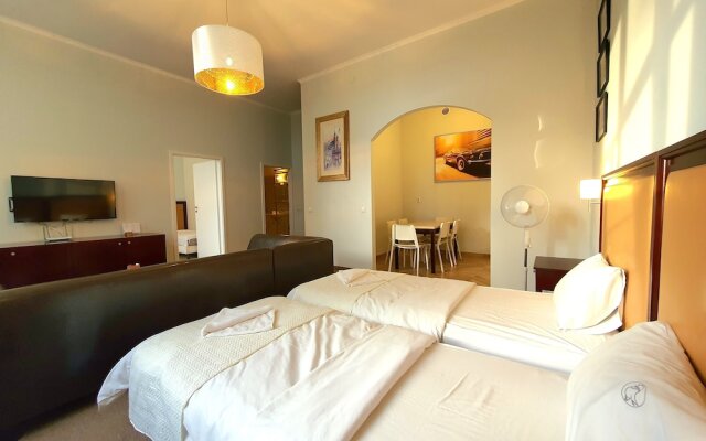 Holiday Suites Cracow