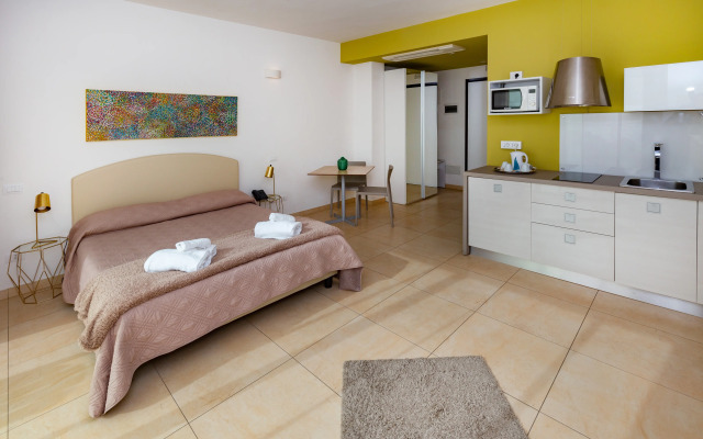 Zeus Residence Hotel