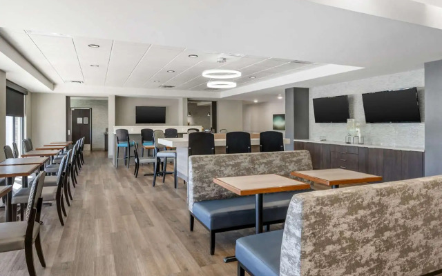 Comfort Inn & Suites Clarksville - Louisville North