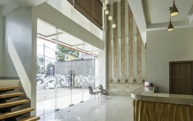 Capital O 1044 Diemdi Hotel