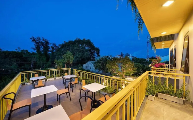 Primrose Boutique Villa  Apartments