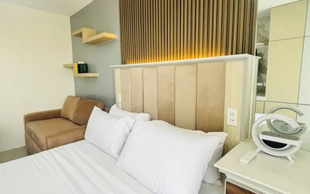 Modern Condo Room With City View