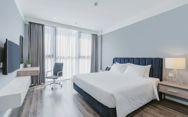 Lexington Apartments - Westlake