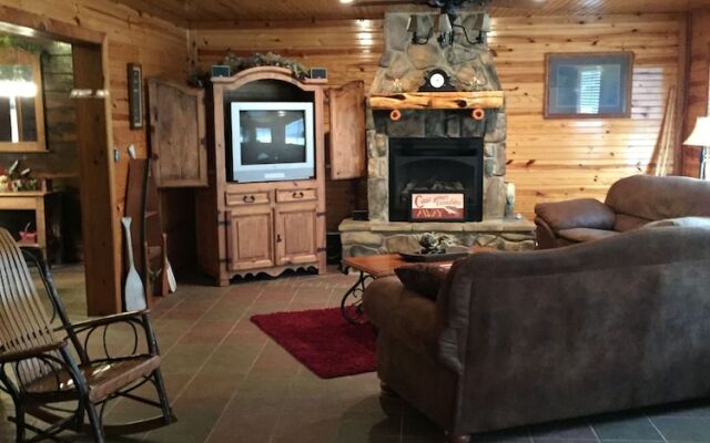 Whip Or Wheel Cabins