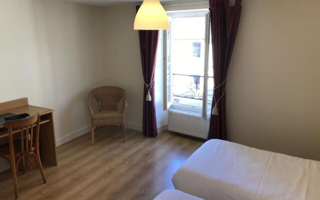 Logis Auberge de la Fontaine