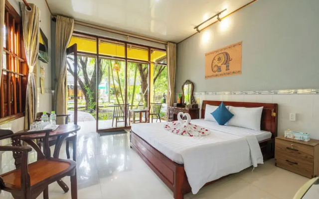 Green Bungalow Garden Resort