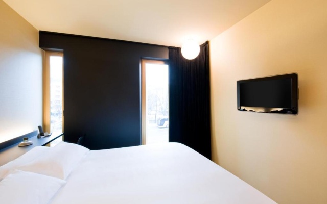Axel Standard Single room (extra bed not included)