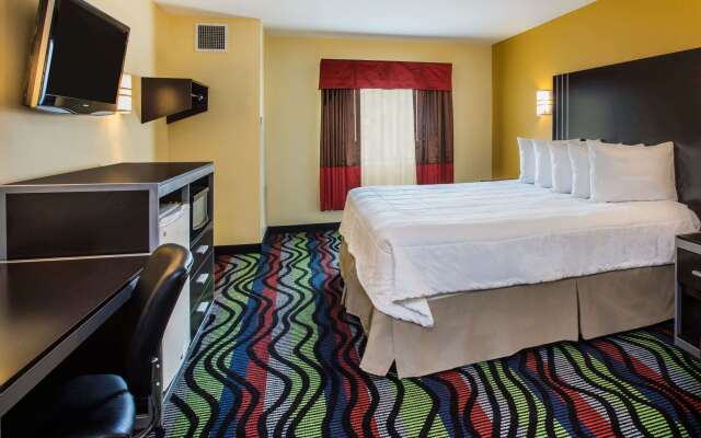 Days Inn & Suites by Wyndham Augusta Near Fort Eisenhower