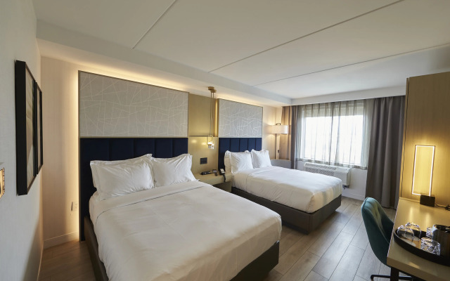 Bloom Mississauga, Tapestry Collection by Hilton
