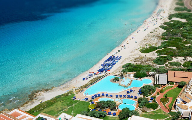 COLONNA GRAND HOTEL CAPO TESTA, a Colonna Luxury Beach Hotel, Santa Teresa Sardegna