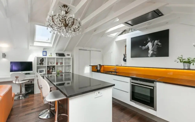 Stylish 1-bedroom Apt Close to Princes Street