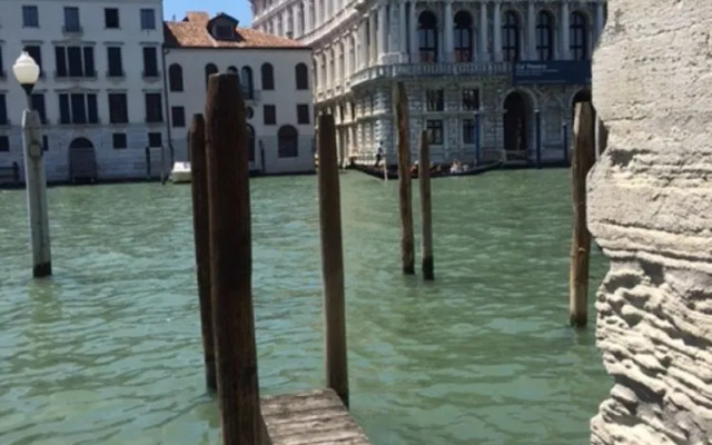 Grand Canal Rialto Palace Lift