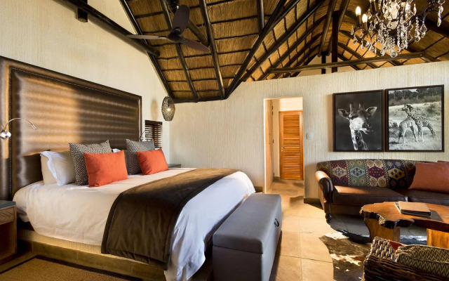 Tshukudu Bush Lodge