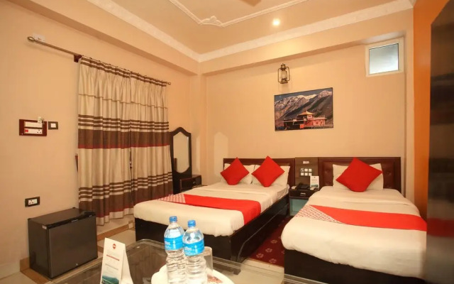 Oyo 512 Hotel Brindaban