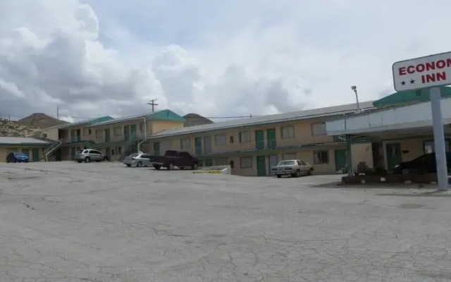 Economy Inn