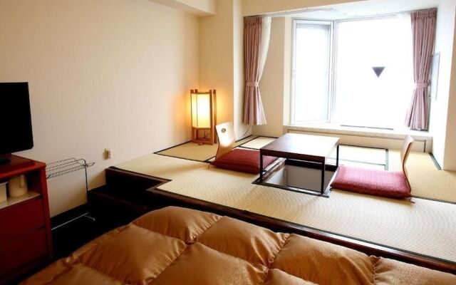 Guest House FUJI-HAKONE LAND - Hostel