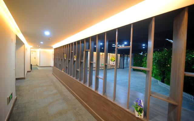 Elan Inn Suzhou Xinqu Heshan Metro Station