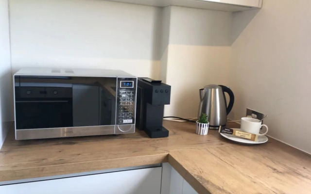 Contemporary Spacious Home 20minutes From Central Sydney